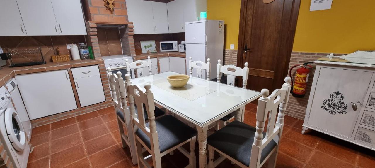 Apartamento Turistico "El Rincon De La Pernila" Guadalupe  Exterior foto