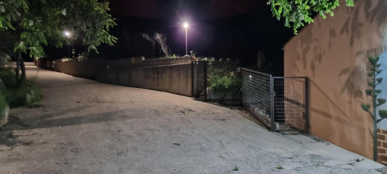 Apartamento Turistico "El Rincon De La Pernila" Guadalupe  Exterior foto